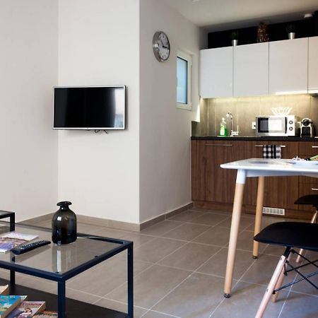 אתונה Toni'S Charming Apartment In The Thisseo Station מראה חיצוני תמונה