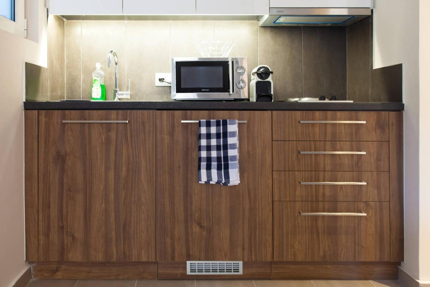אתונה Toni'S Charming Apartment In The Thisseo Station מראה חיצוני תמונה